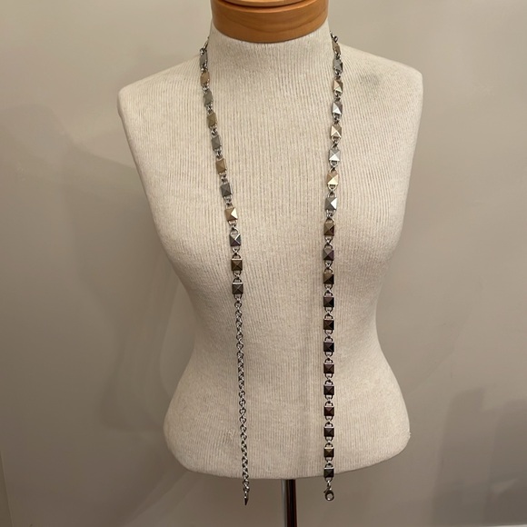 CHAPS Two-tone Stud Metal Chain Belt - Picture 13 of 15